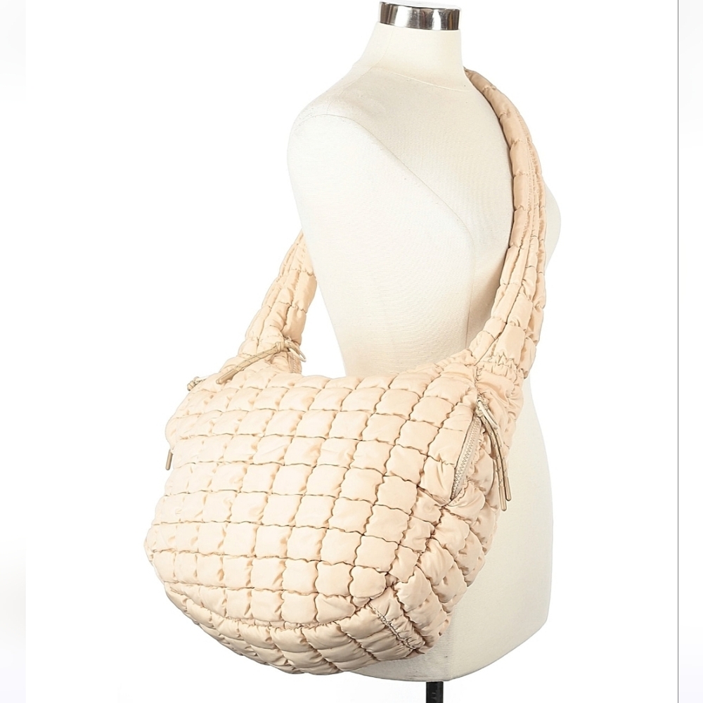 NWT VIRAL Urban Expressions Puffy Quilted Carry-All Crossbody Bag cream - Picture 1 of 11